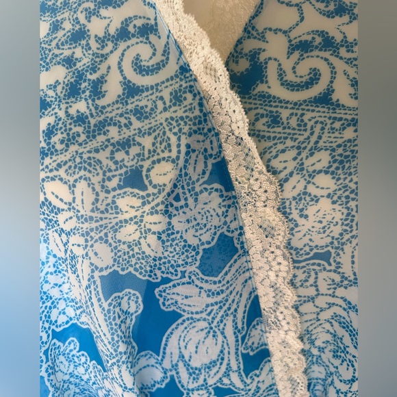 In Bloom by Jonquil Bridal Robes blue ombré lace detail silky robe w/ tie Large - Picture 3 of 12